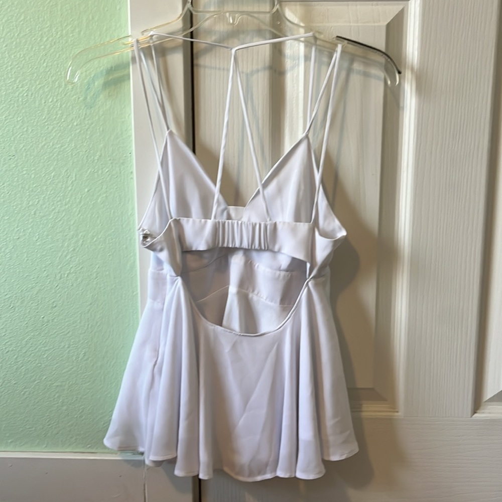 Express white cami - Picture 2 of 2